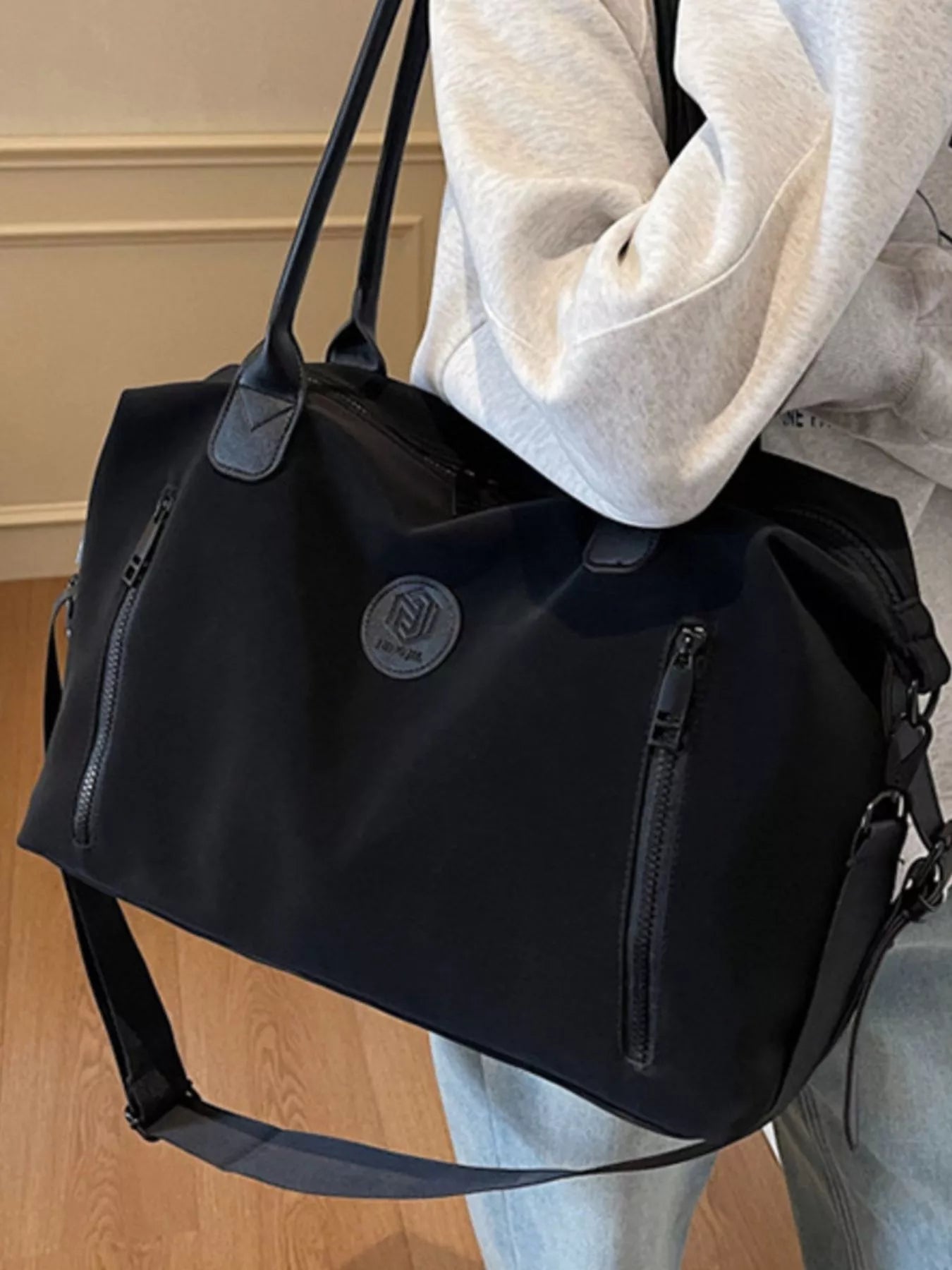 Adjustable Shoulder Strap Travel Duffel Bag - Crowned Energy CO.
