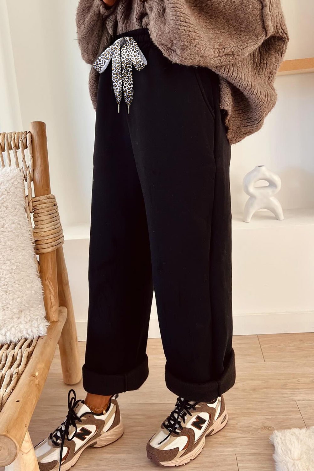 Black Fleece Lined Leopard Drawstring Elastic Waist Solid Pants - Crowned Energy CO.