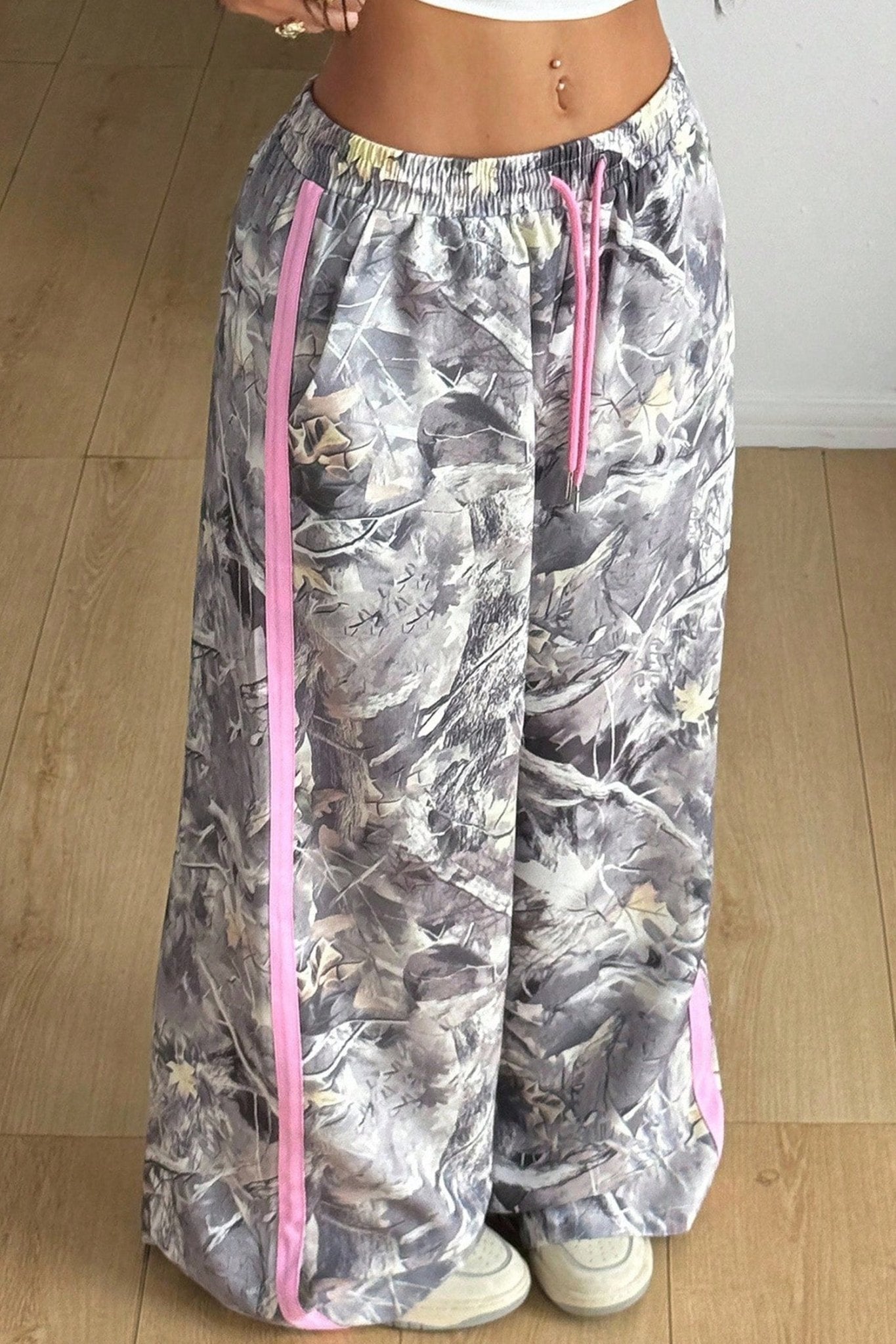 Gray Camo Woodland Print Color Block Detail Drawstring Wide Leg Sweatpants - Crowned Energy CO.