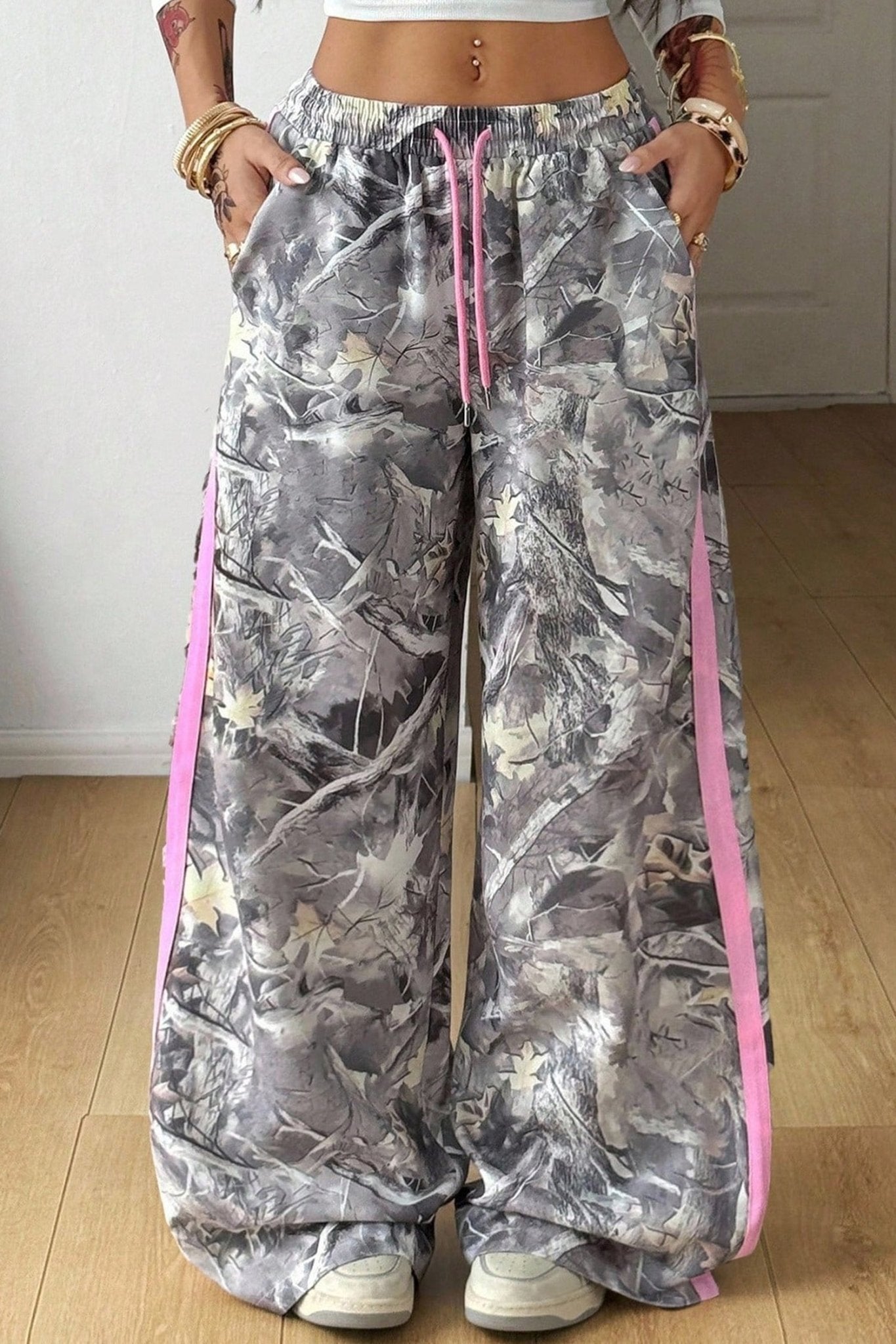 Gray Camo Woodland Print Color Block Detail Drawstring Wide Leg Sweatpants - Crowned Energy CO.