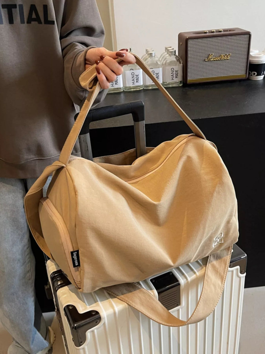Large Capacity Lightweight Travel Bag - Crowned Energy CO.