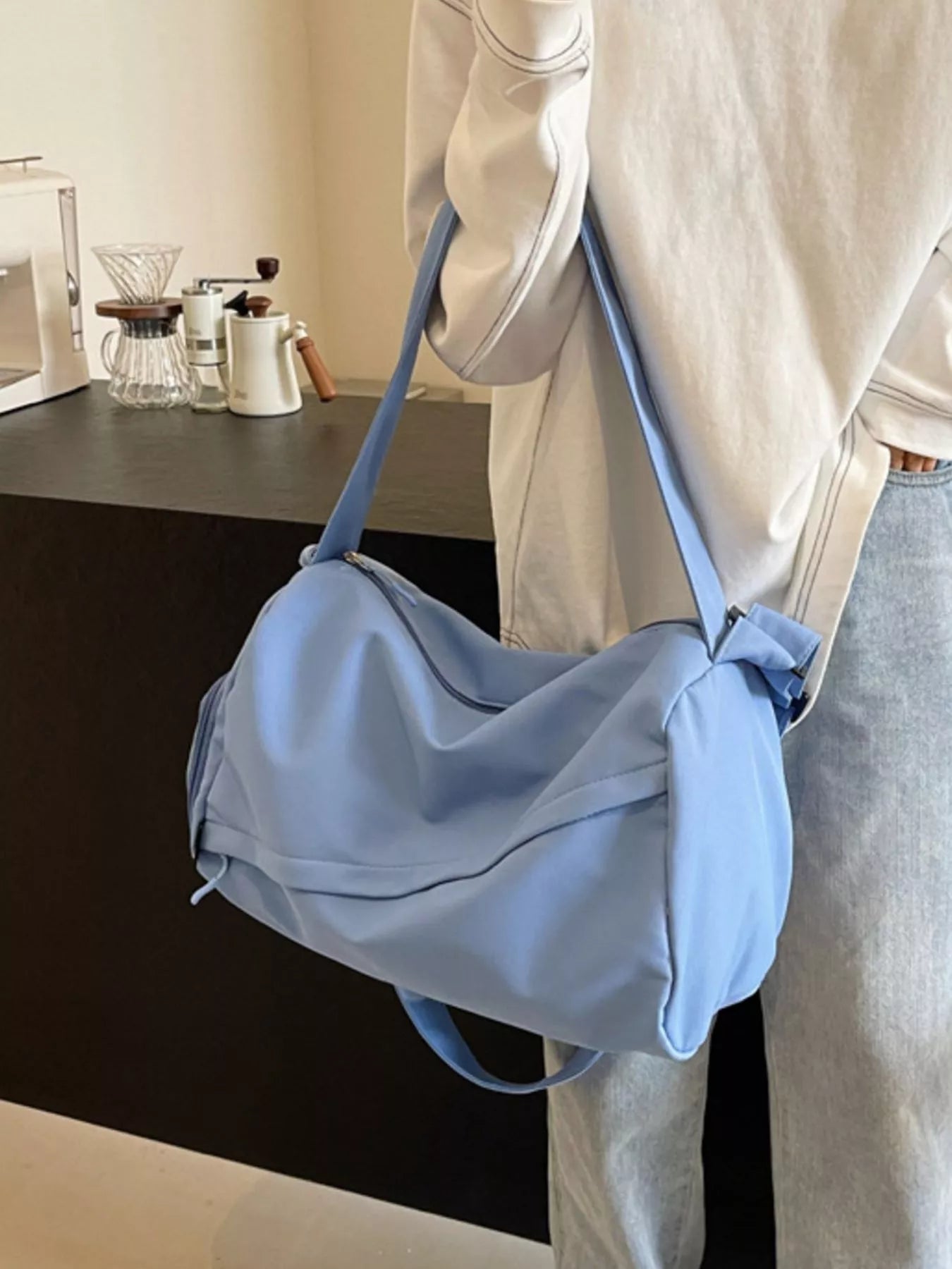 Lightweight Travel Duffel Bag with Shoulder Strap - Crowned Energy CO.