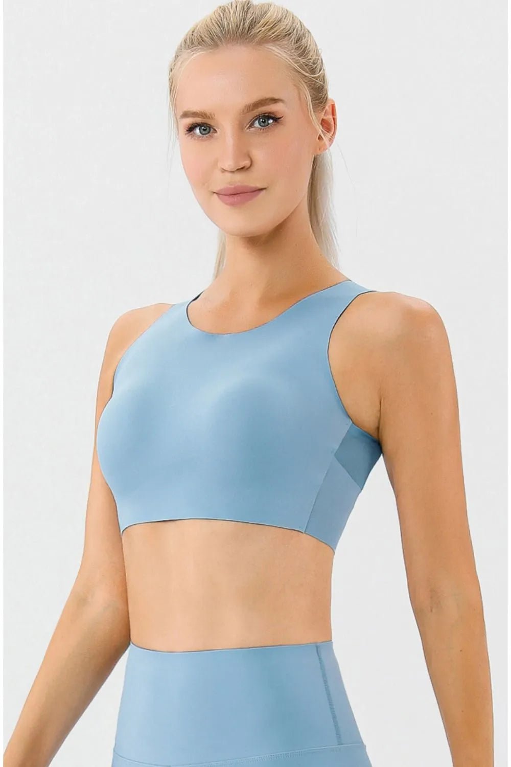 Round Neck Wide Strap Active Bra - Crowned Energy CO.